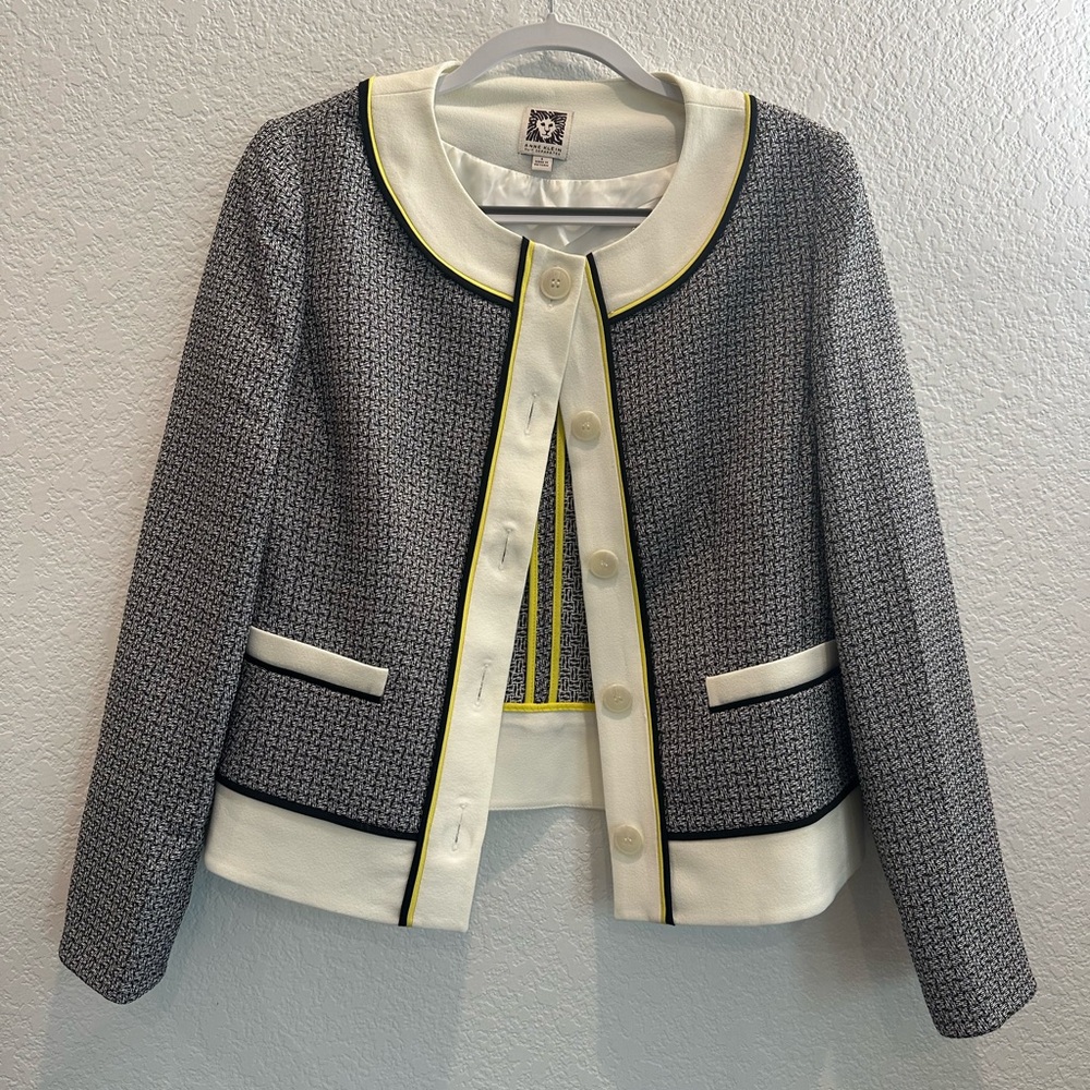 Anne Klein Gray and Cream Blazer with Houndstooth Pattern